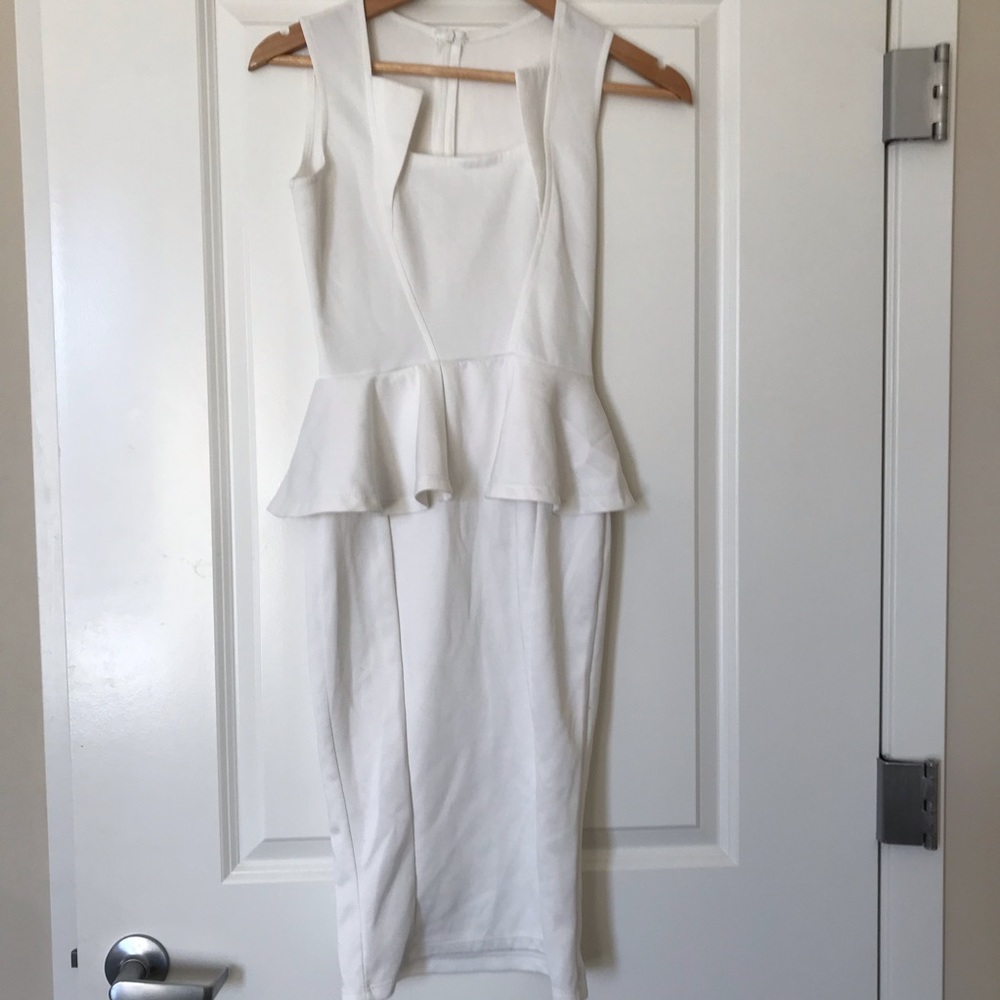 White peplum dress, form fitting